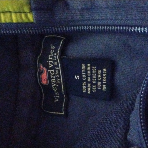 Vineyard vines small sweater - Picture 4 of 7